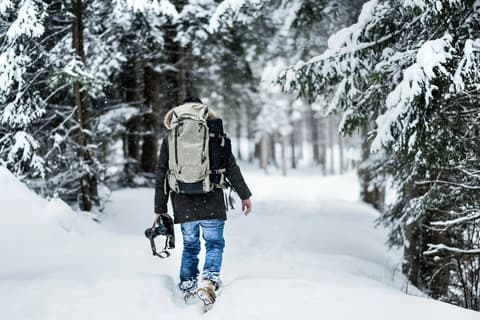 The Advantage of Staying in the Middle of Everything